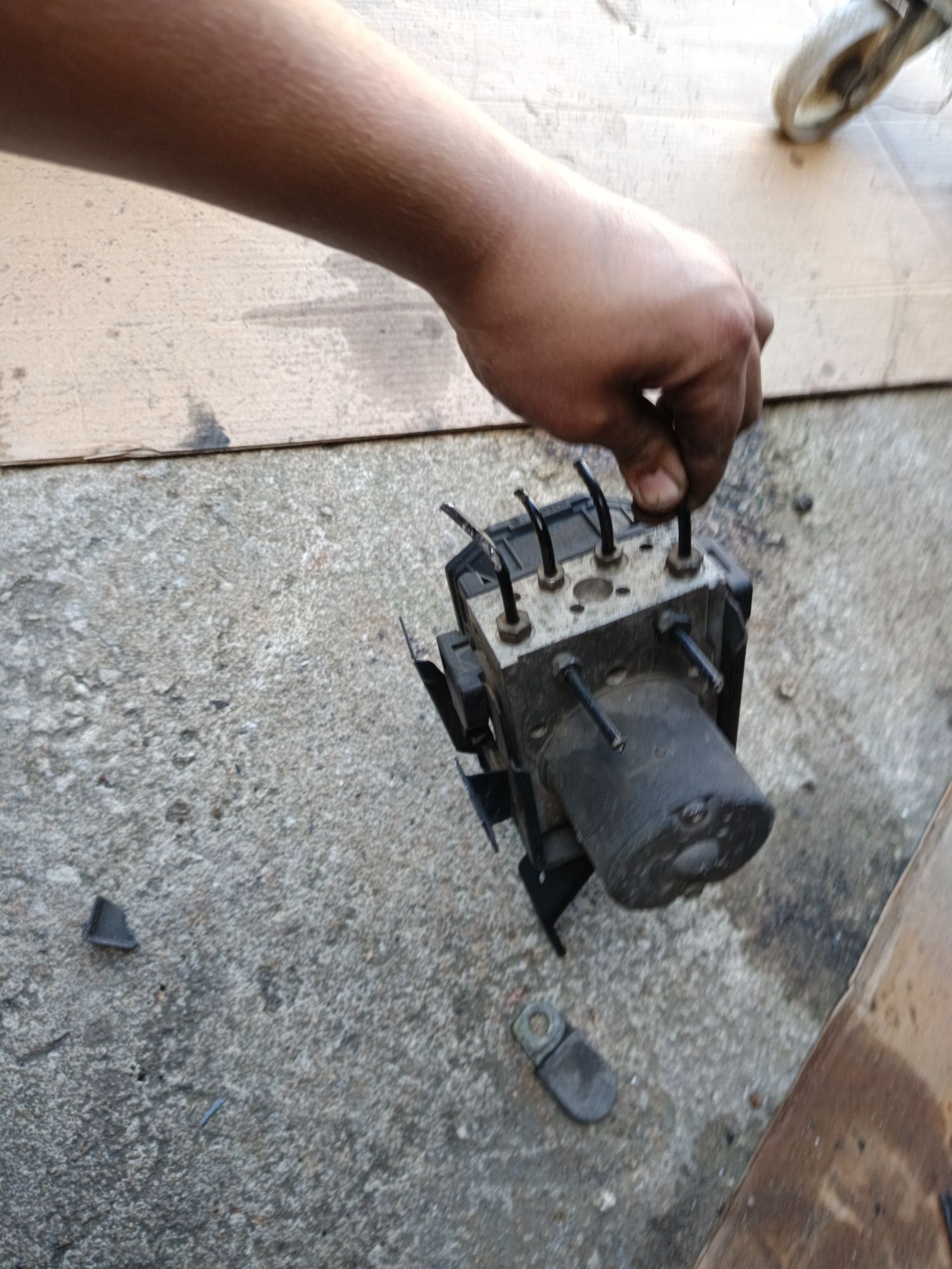 Módulo ABS Alfa Romeo 147