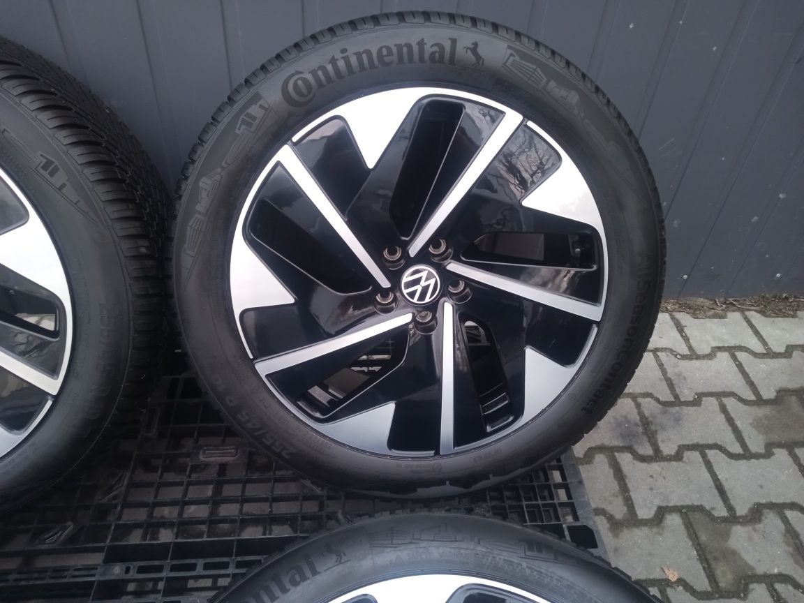 Koła 19 Vw Tiguan Arteon Passat 255/45R19 Continental całoroczne l