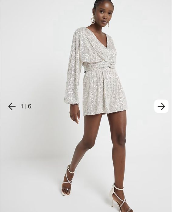 Серебряный комбинезон с шортами и узлом спереди с пайетками