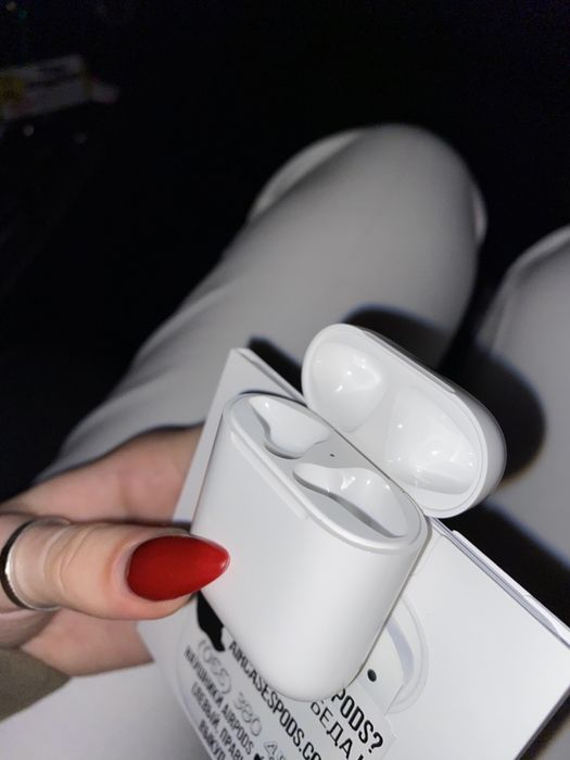 Кейс,Футляр,Бокс,Чехол,Коробка Apple Airpods  Charging Case Киев