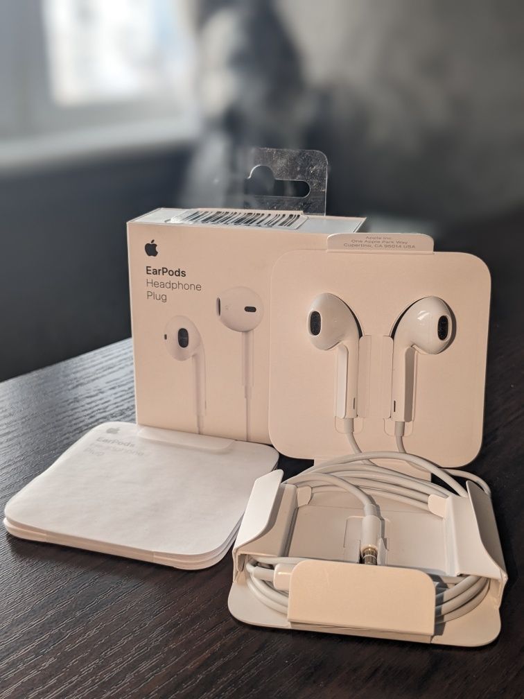 Навушники Apple iPhone EarPods with Mic (MNHF2ZM/A) 3.5 мм  mini-jack