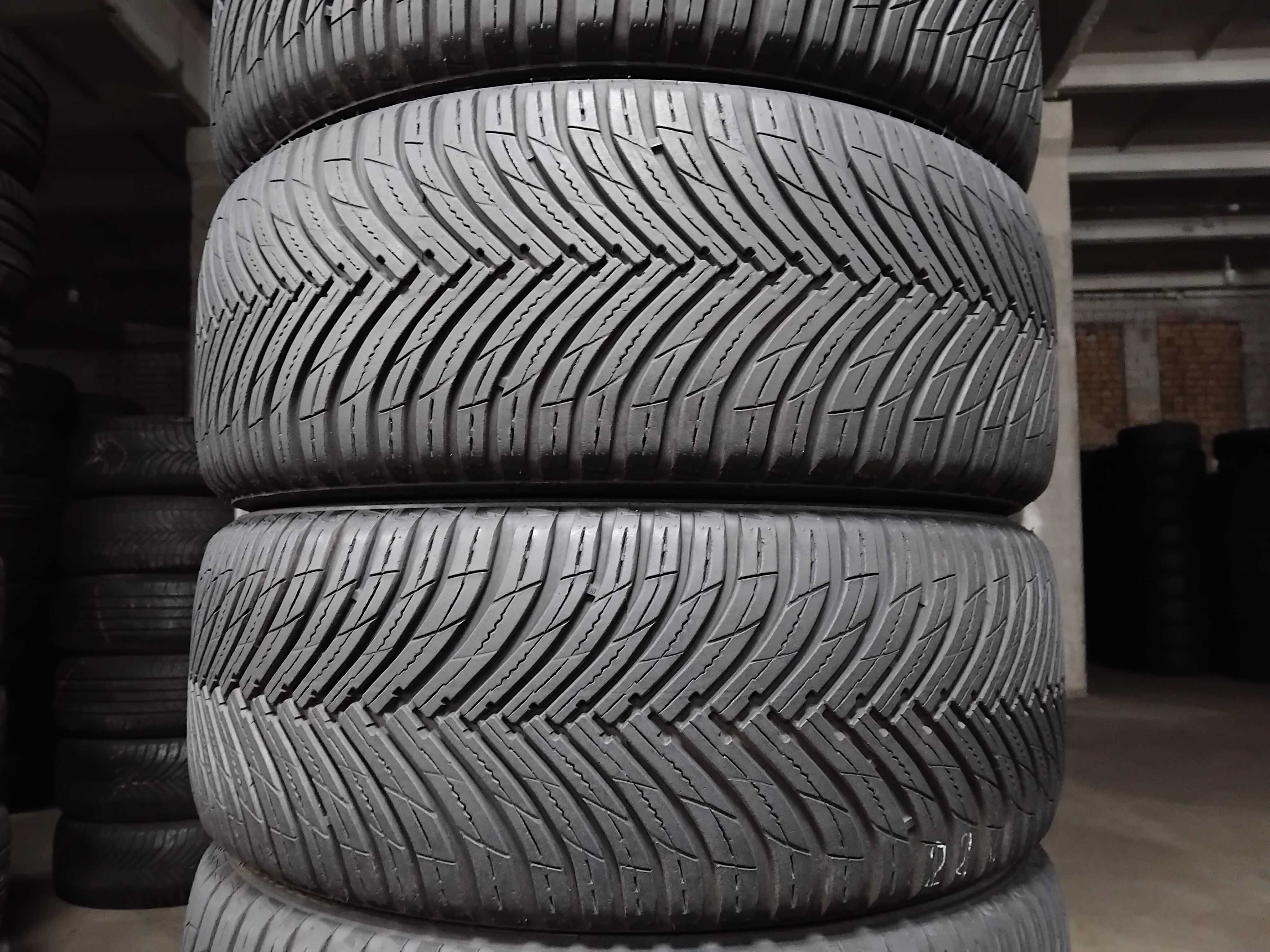 Шини бу 235/45 R19 Maxxis Premitra All Season SUV Комплект