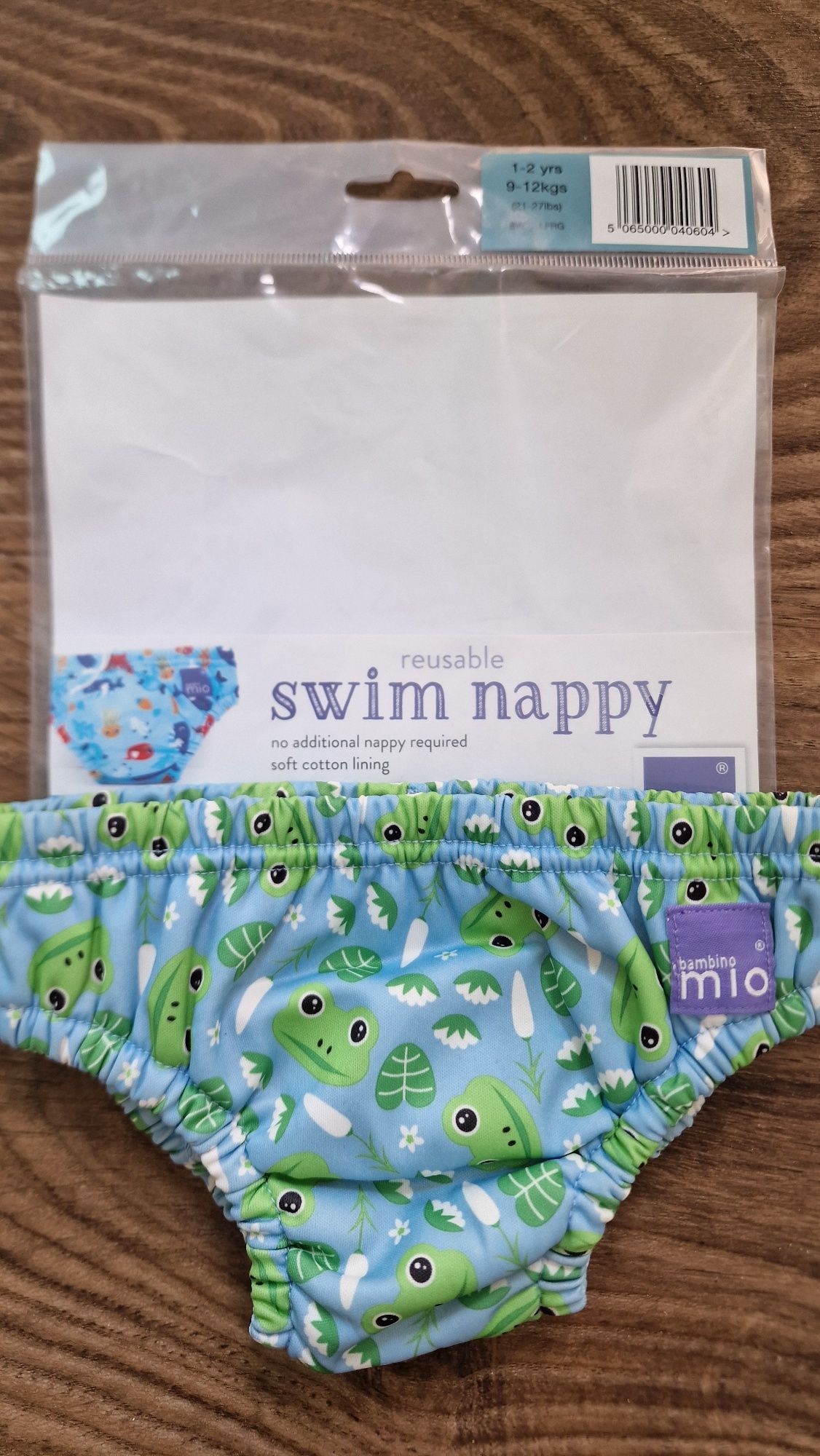 Fato de Banho Bambino Mio tamanho 1- 2anos.
Peso 9 - 12kg