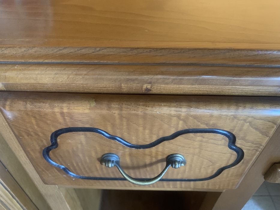 Secretária em madeira