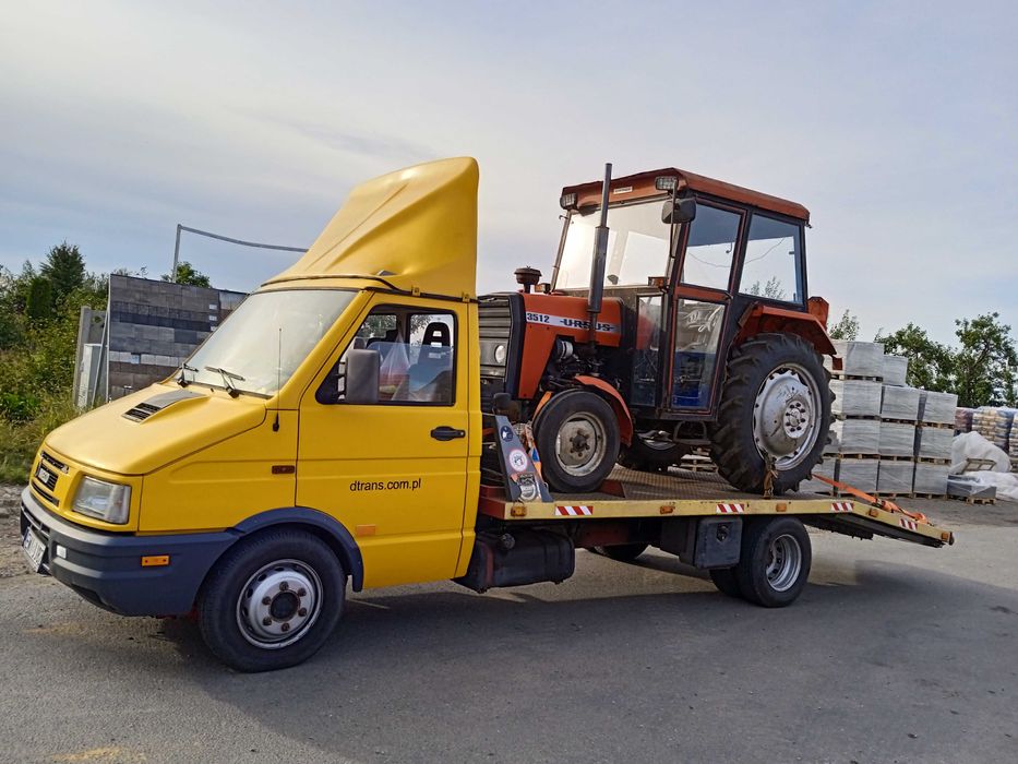 autopomoc autolaweta transport a1 autostrada zetor ursus minikoparka