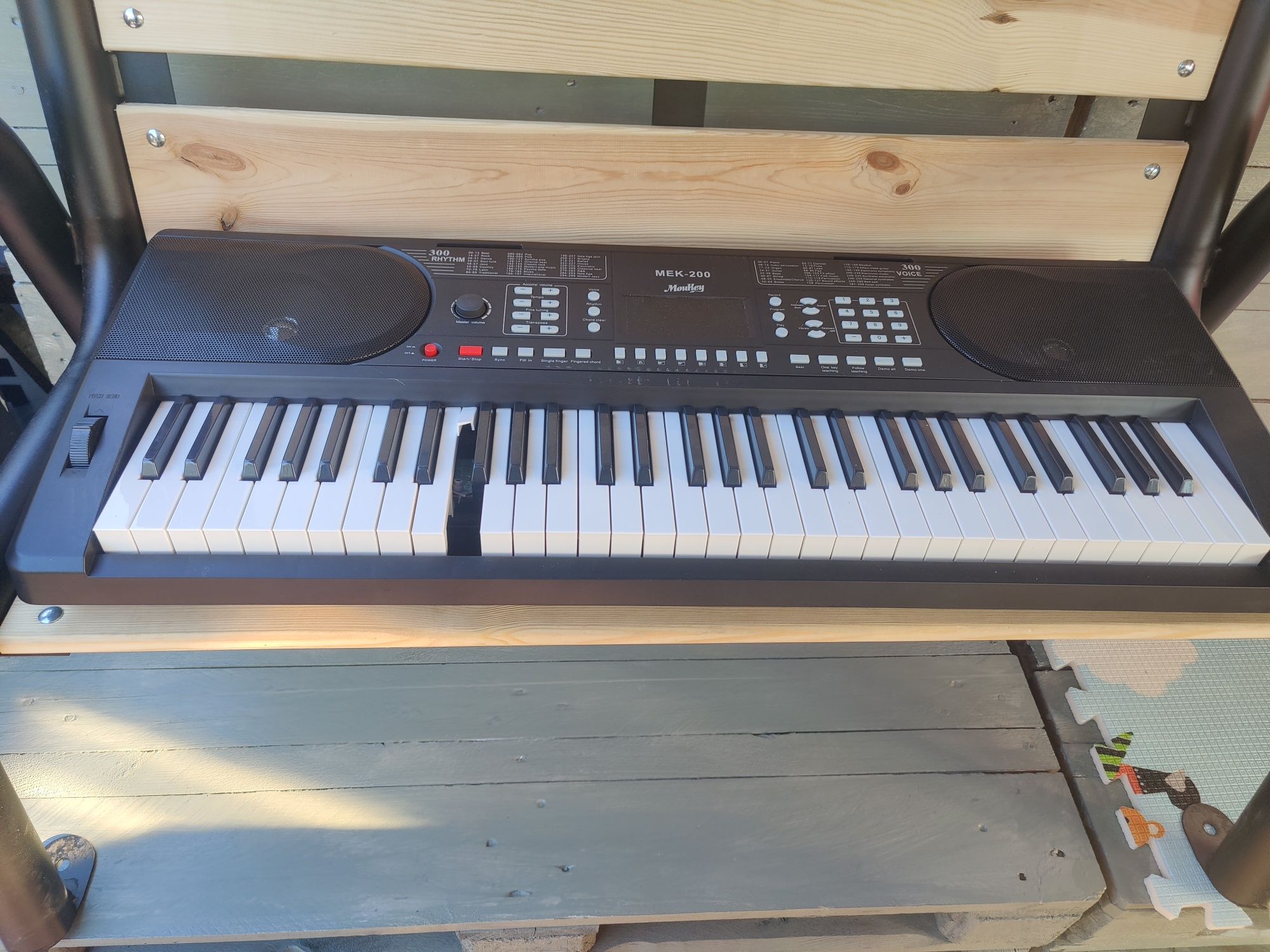 Keyboard Moukey mek-200