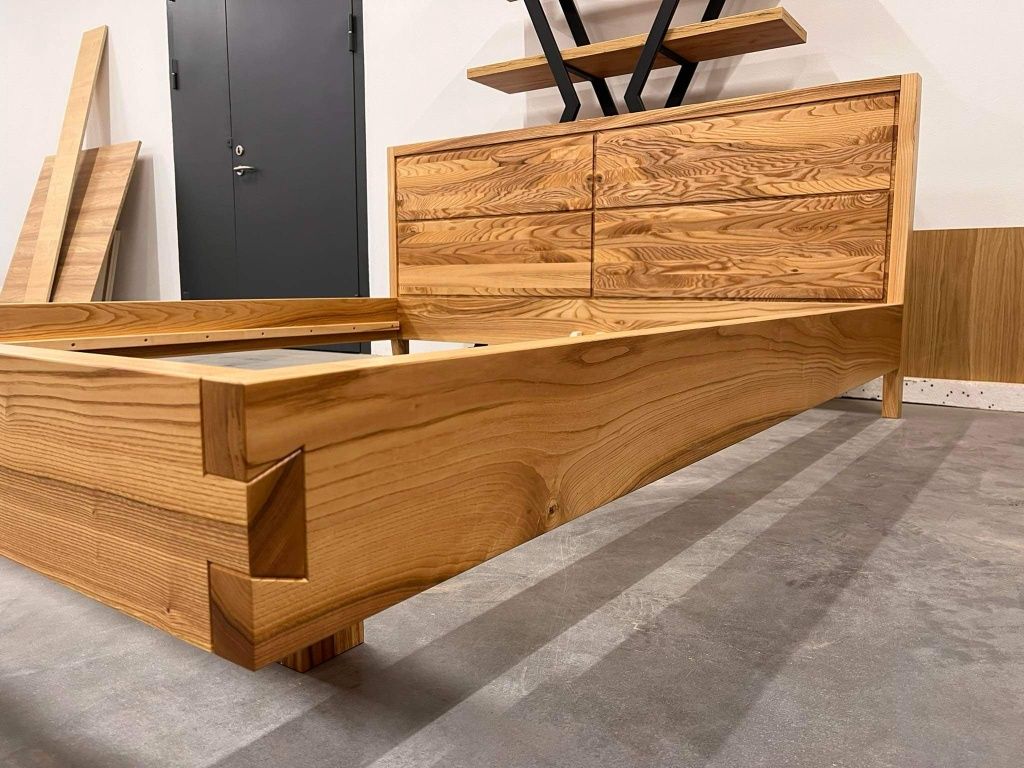 Łóżko pod materac 180x200, drewno jesionowe