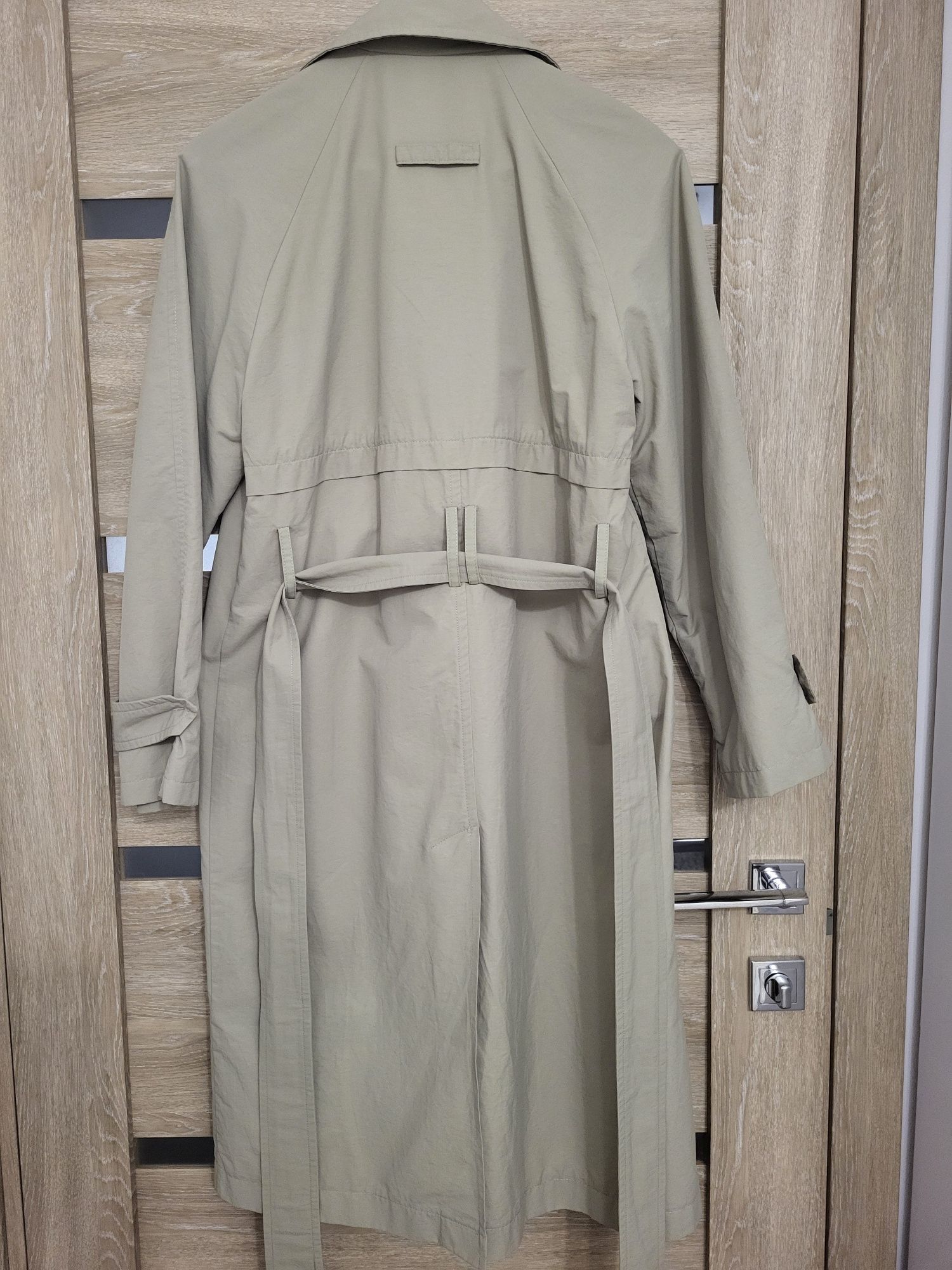 Тренч,плащ жіночий Bershka |розмір:XS