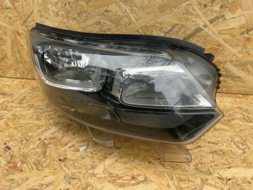 Citroen Jumpy Iii 3/2017 > Prawa Przednia Lampa Europa Oryginał