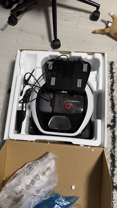 Робот пилосос samsung vr7000