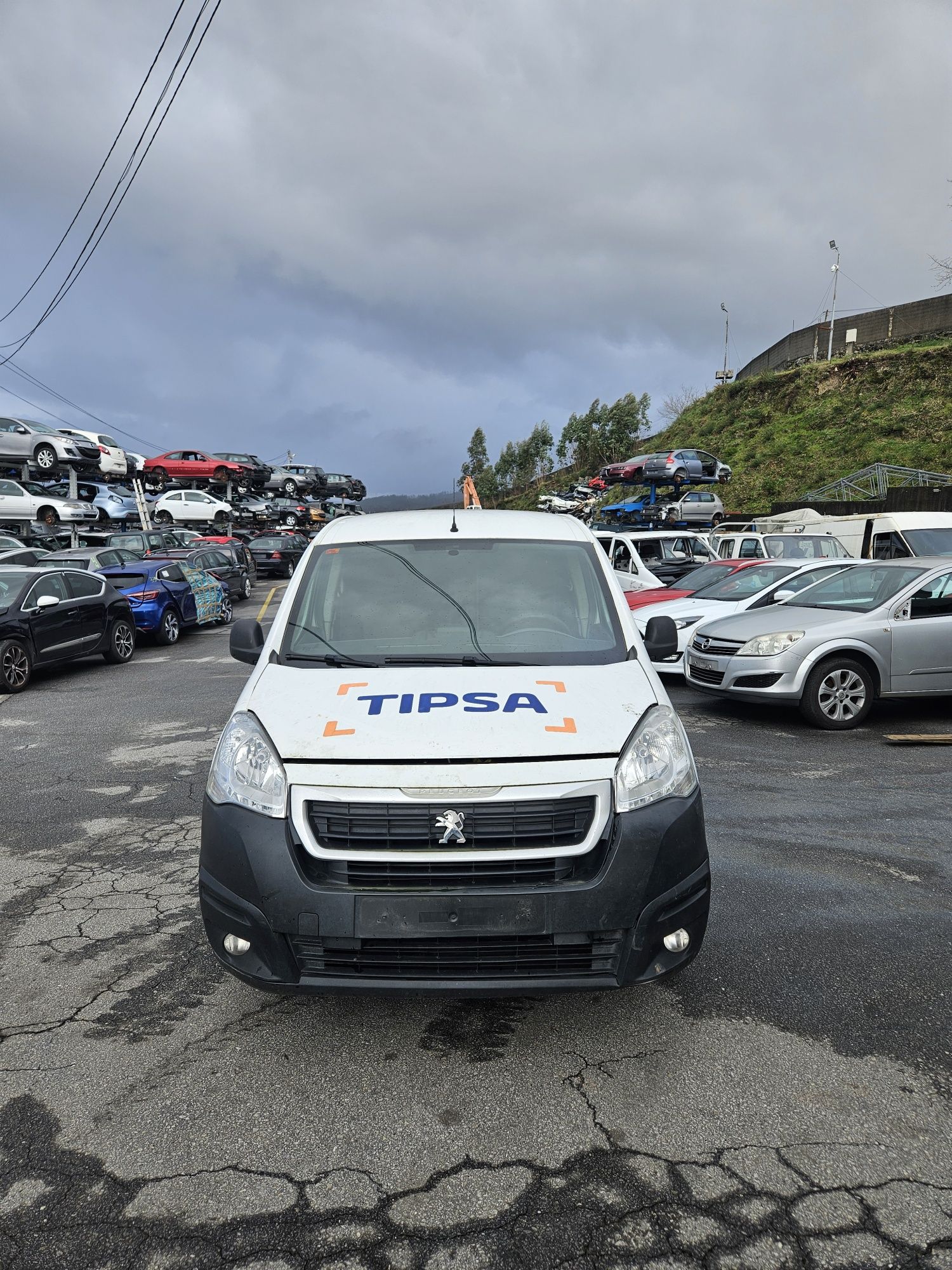 Peugeot Partner 1.6 HDi de 2017 para peças