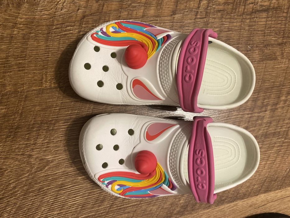 Сланці crocs для дівчинки
