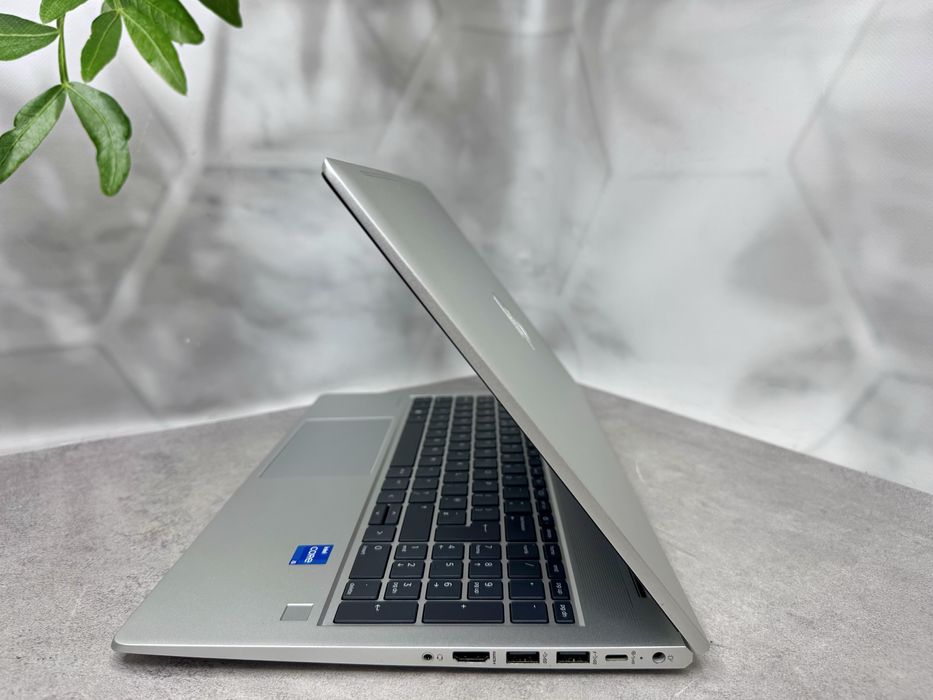Ноутбук HP Probook 450 G8/i5-1135G7/8GB/256M2/Full HD IPS/2021 рік