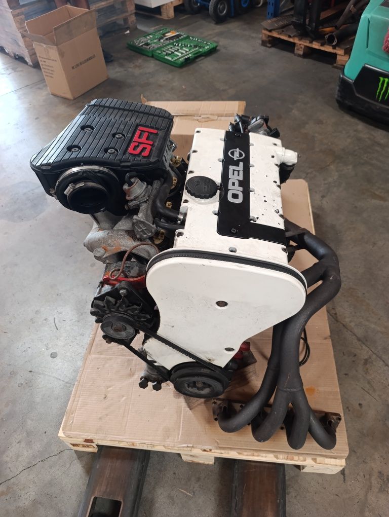 Motor Opel Calibra c20xe