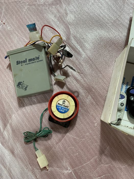 Траверса вилки альфа, дельта.  Сигнализация на мотоцикл