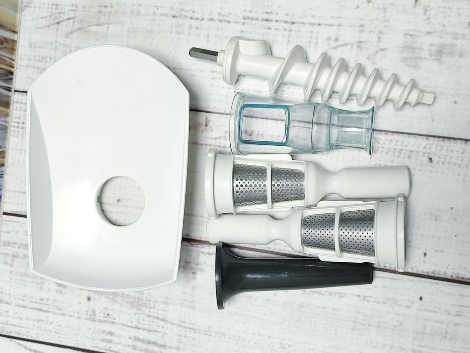 М'ясорубка  Moulinex HV4 (ME44)