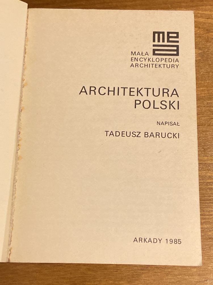 Architektura Polski Tadeusz Barucki