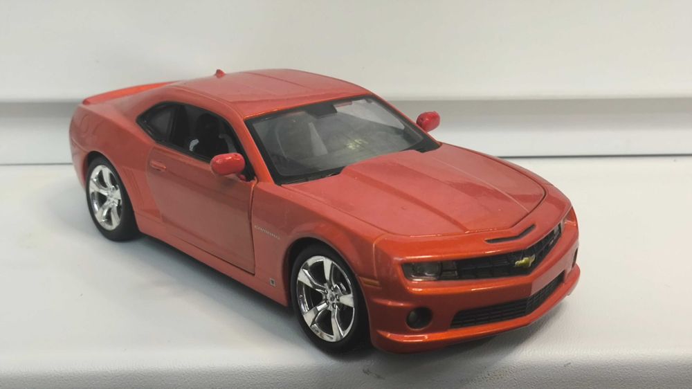 Модель, машинка Chevrolet Camaro 2010 1.24 Maisto