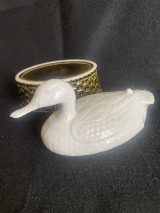 Secla Taca oval com tampa