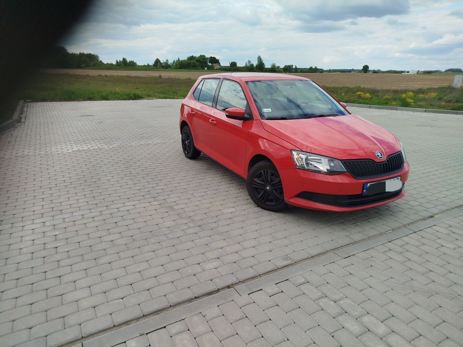 Skoda Fabia 3 czerwony 1.0