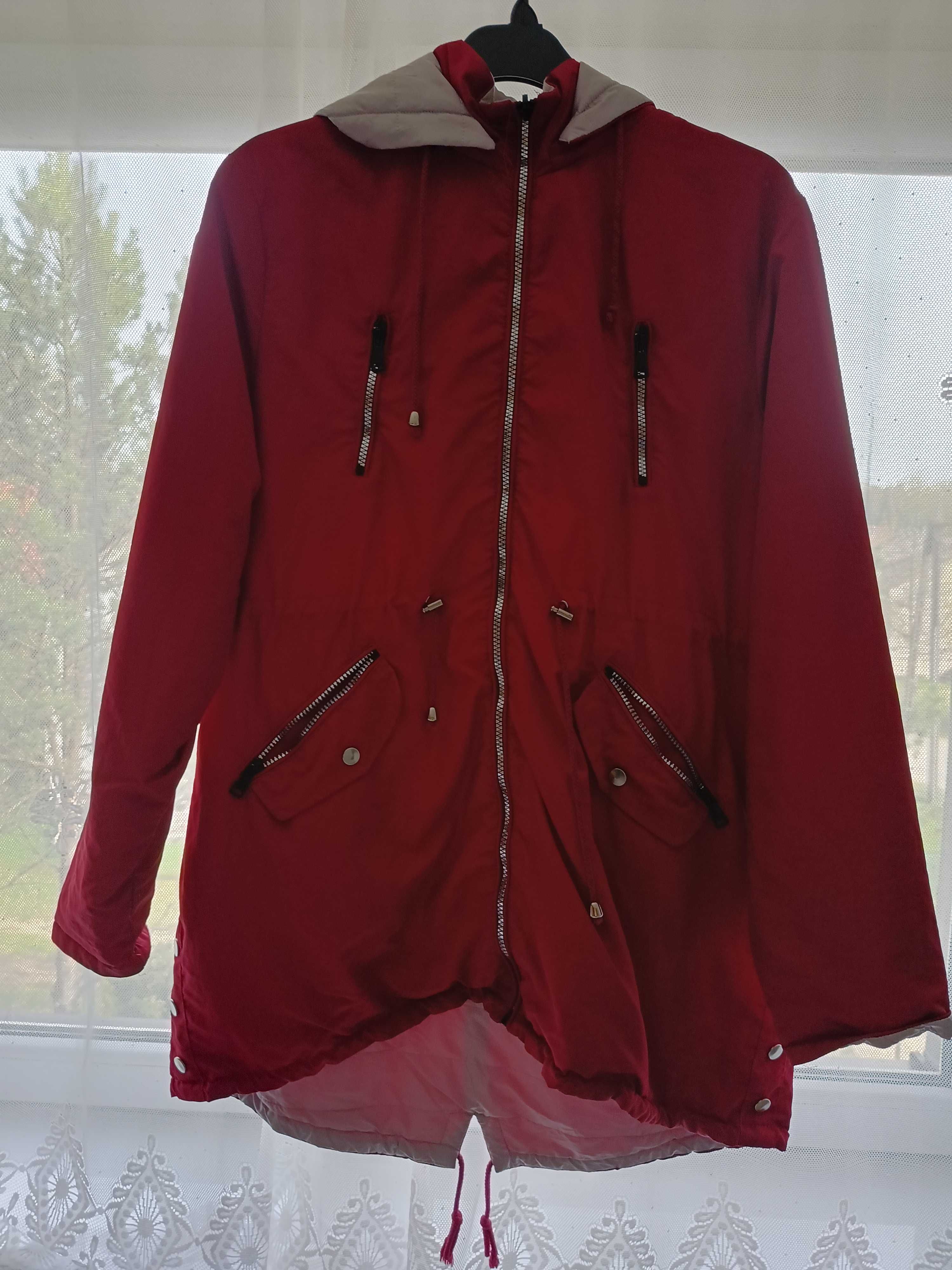 Dwustronna kurtka w kolorze czerwonym i szarym