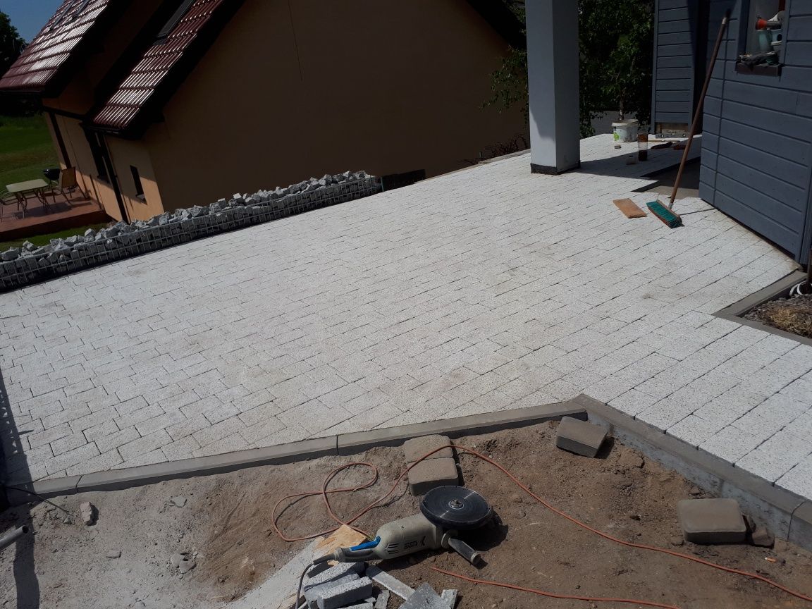Brukarstwo układanie kostki brukowej