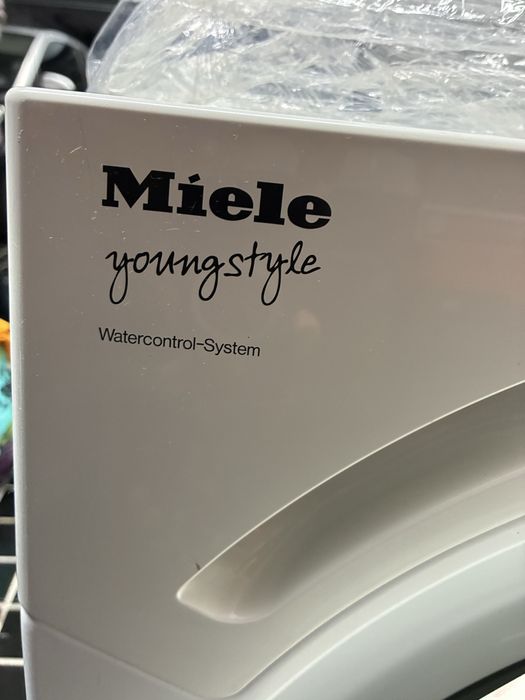 Máquina lavar roupa Miele W1611 YoungStyle revista