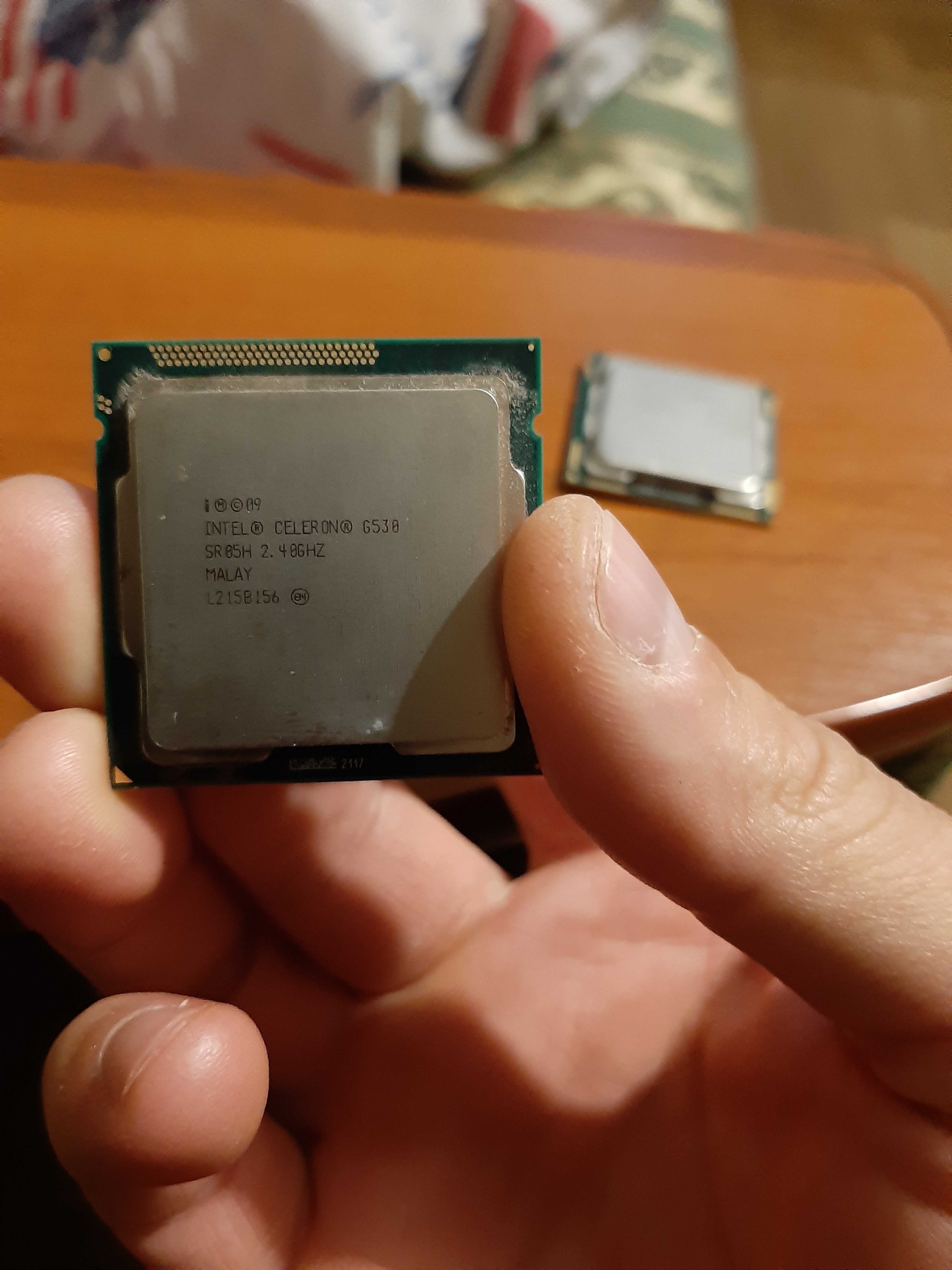 Athlon II 2500, i3 530, celeron g530, celeron g1820