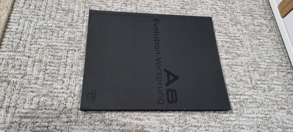 2009 Prospekt Audi A8/S8 na innej Q8, A7, A6, A5, A4, A3, S5, S4, S3.