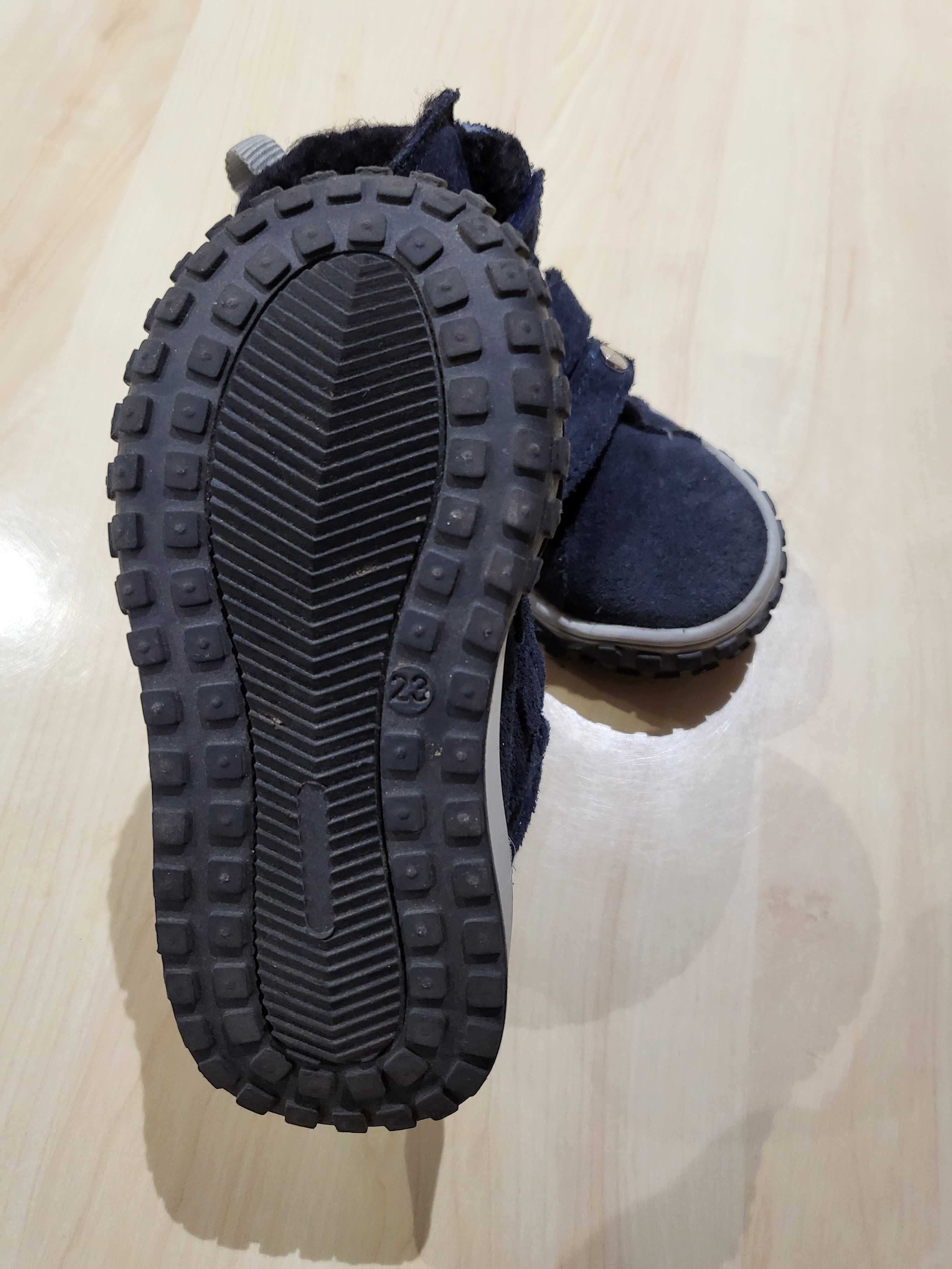 Buty zimowe Bartek ocieplane r 23