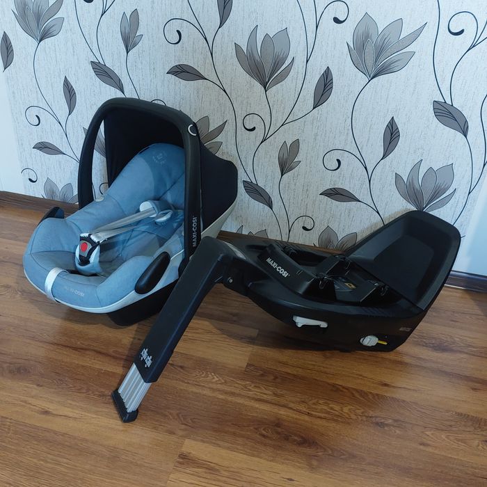 Wózek dziecięcy 4w1 Riko Qubus Maxi-Cosi baza nosidełko