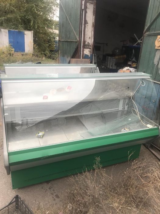 Продам холодильні вітрини б/у