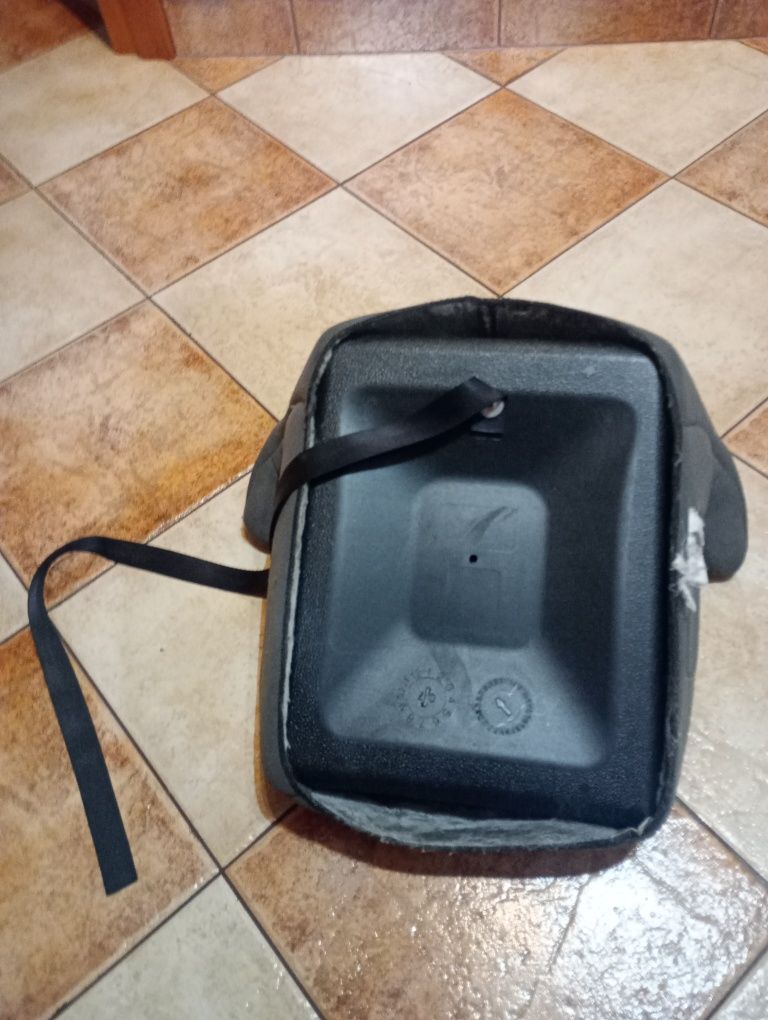 Fotelik dla dziecka oddam za darmo