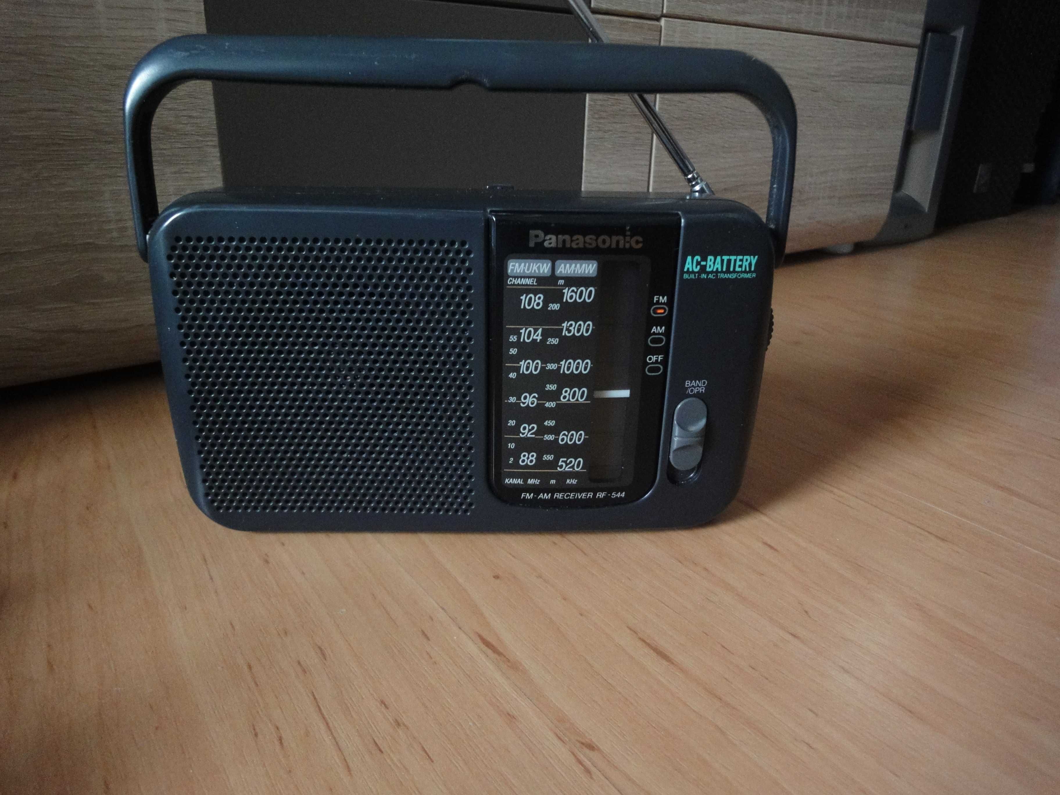 Radio Panasonic -zadbane,idealne do kuchni lub pracy