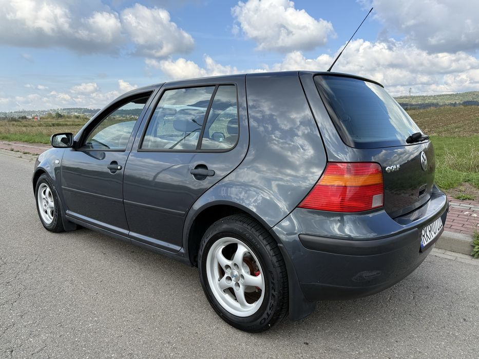 Volkswagen Golf 4 1.4B+LPG 75km 2002r