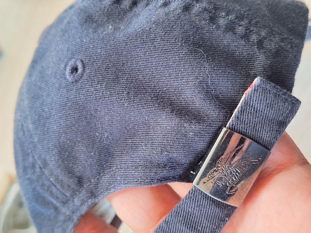 Брендова кепка Burberry