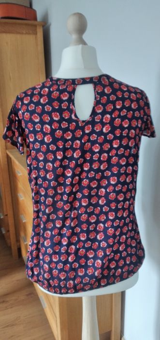 Przewiewna bluzka na lato w rozmiarze L/XL