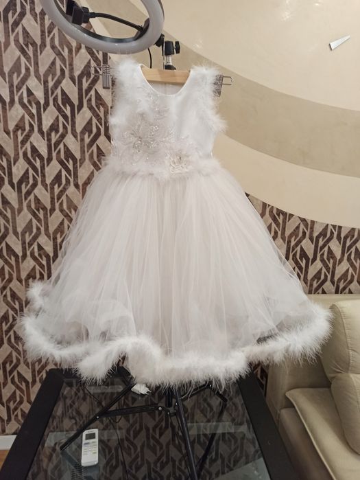 Праздничное платья