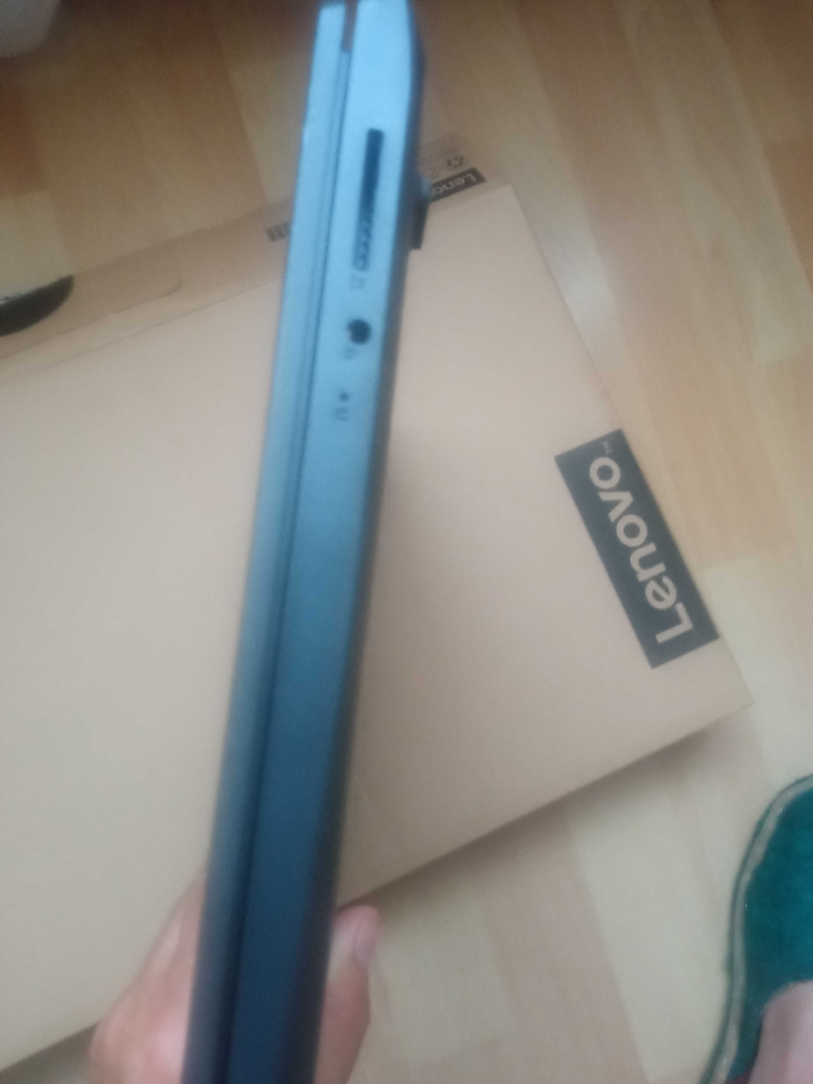 Laptop lenovo S 145- 14 ast