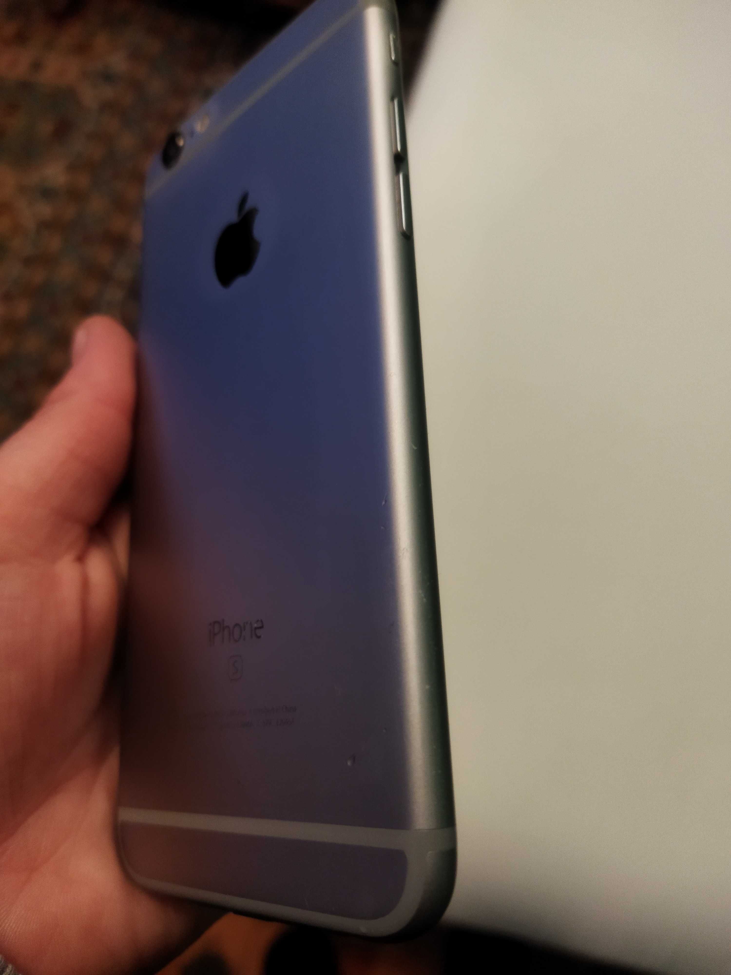 Мобільний телефон смартфон Apple iphone 6S 32GB Space Gray