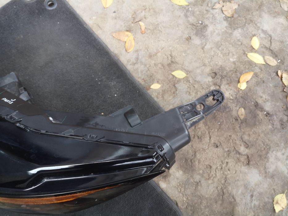 Фара Nissan Ariya левая