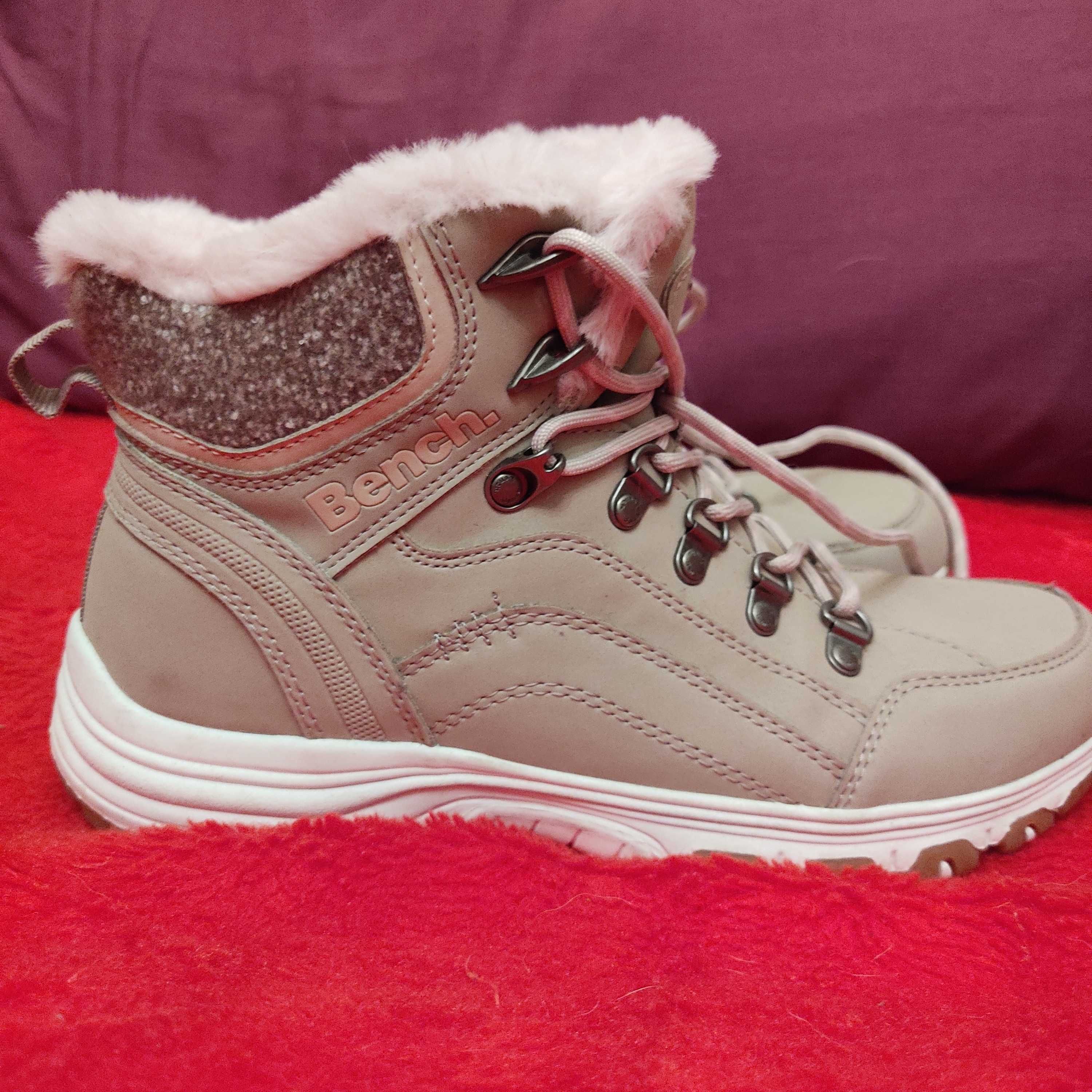 Botas Bench Bege T.39