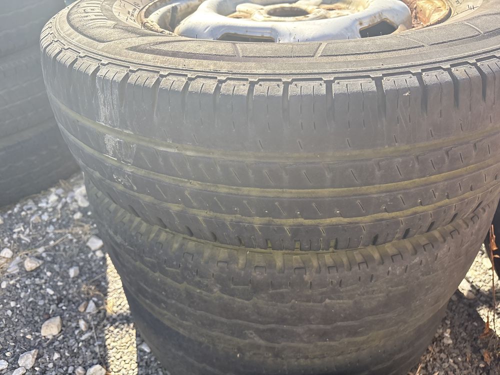 Elfa z opona ford transit 215/75/15