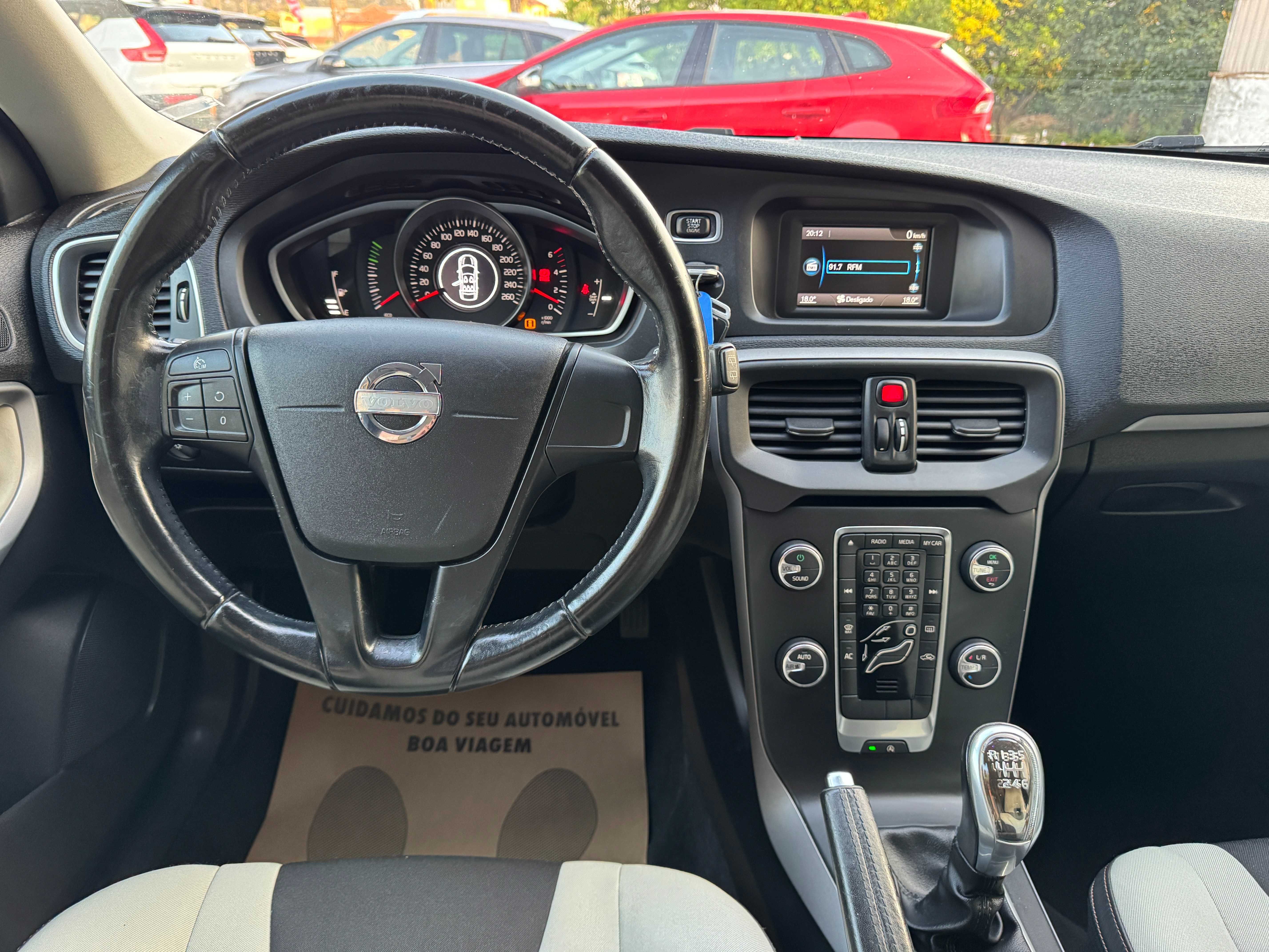 Volvo V40 Cross Country 1.6 D2 Momentum