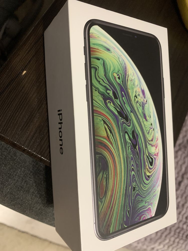 IPhone XS мобільний телефон