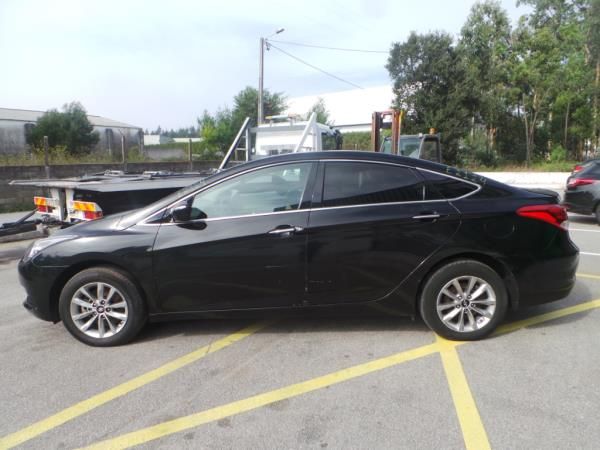 Porta trás esquerda HYUNDAI i40 (VF)