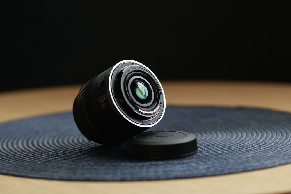 Obiektyw zoom Canon RF 24-50 4.5-6.3 IS STM