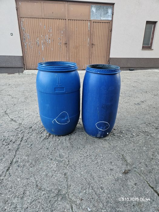 Beczka plastikowa na wode na deszczówkę