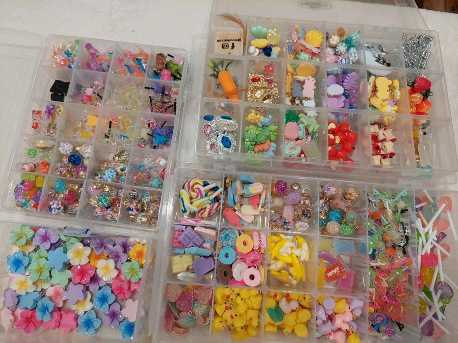 Kalendarz adwentowy 12 okienek charms