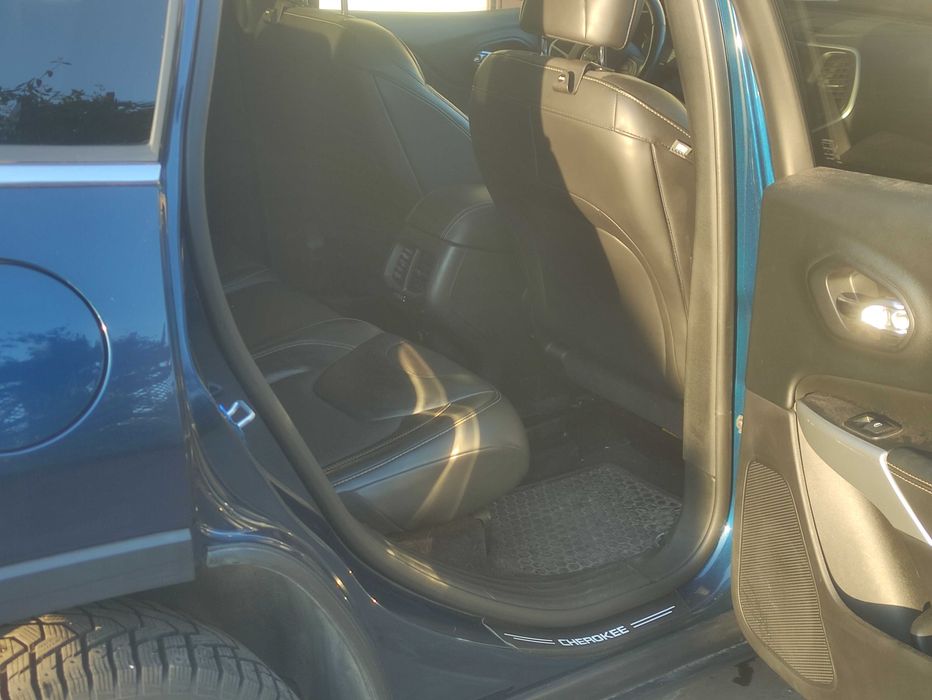 Jeep Cherokee Latitude Plus 2018 4WD